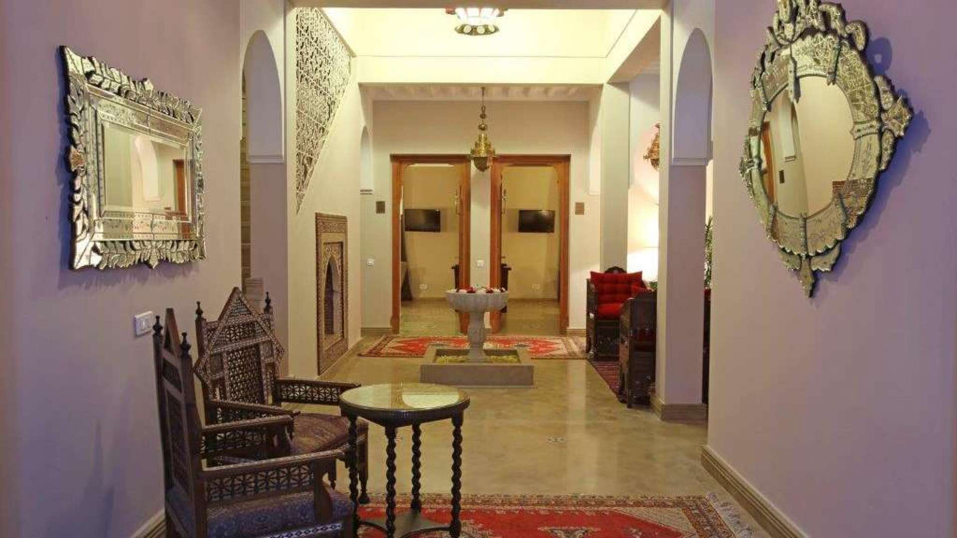 Location de vacances,Villa, Location saisonnière: Maison d’hôtes 12 suites exceptionnelles pour des vacances de rêve à Marrakech,Marrakech,Route d'Ouarzazate