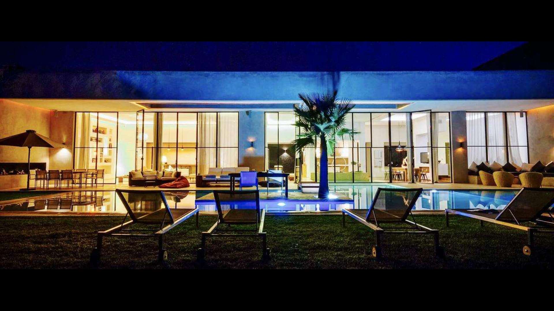 Location de vacances,Villa,Luxueuse villa moderne pour 12 personnes,Marrakech,Route Amizmiz