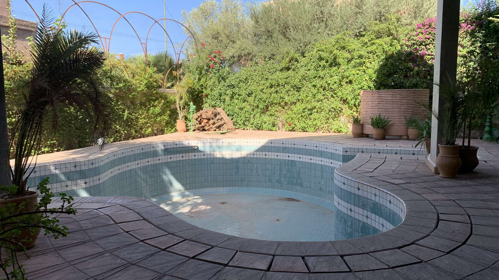 Vente,Villa,Villa 6ch avec piscine et jardin privatifs dans un lotissement luxueux à Targa,Marrakech,Targa