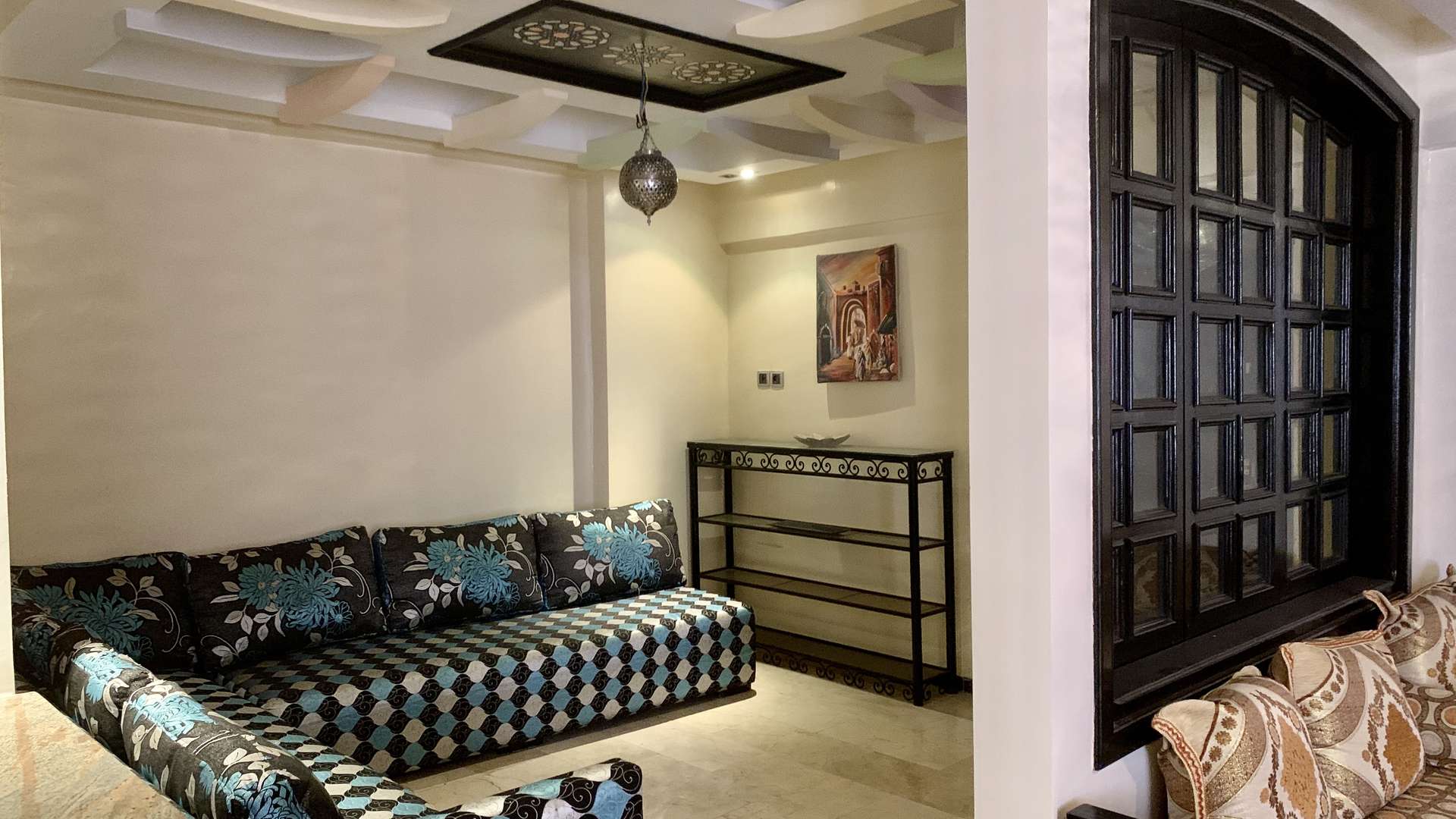 Vente,Appartement,Appartement à l'achat à Guéliz. Surface de 112.0 m². Prestation de conciergerie, air conditionné,Marrakech,Guéliz