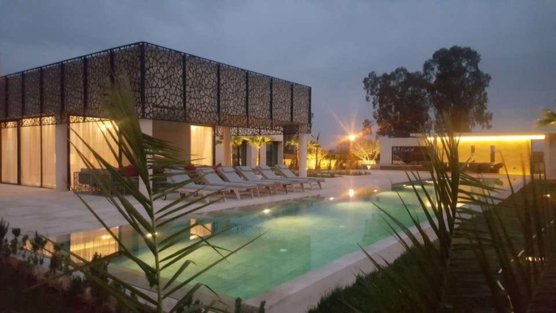 Location de vacances,Villa,Villa de luxe 5ch front de golf avec 2 piscines chauffées,Marrakech,Amelkis Golf Resort